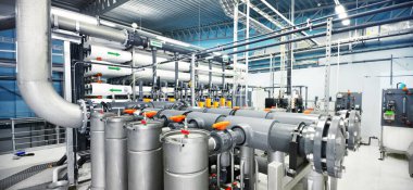 Ozmoz endüstriyel su arıtma istasyonunu tersine çevirin. Geniş açı açısı