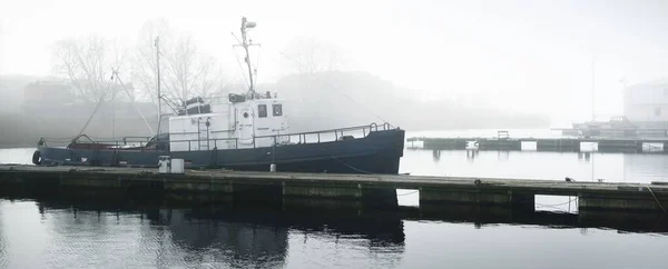 Oude Historische Sleepboot Afgemeerd Aan Een Pier Een Jachthaven Dikke — Stockfoto