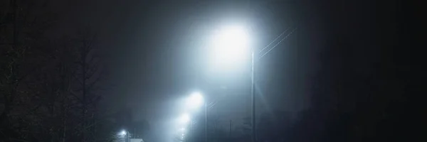 Вуличні Ліхтарі Світлофори Порожня Вулиця Вночі Концепція Міської Сцени Інфраструктура — стокове фото