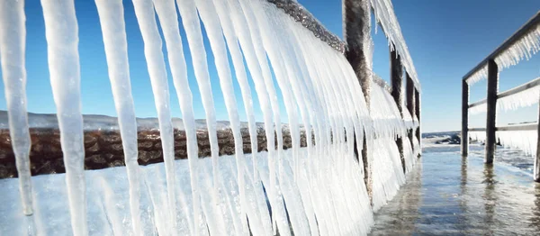 Frozen Pier Rocky Shore Baltic Sea Clear Blue Sky Concept — Stock Photo, Image