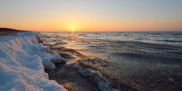 Frozen Baltic Sea Shore Sunset Snow Texture Close Clear Sky — Stock Photo, Image