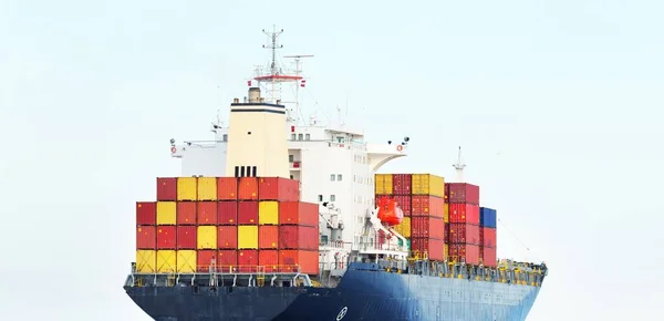 Large Cargo Container Ship Sailing Open Sea Usa Panoramic View — Fotografia de Stock