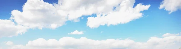 Διακοσμητικά Σύννεφα Δραματικός Ουρανός Σύννεφο Μαλακό Φως Πανοραμική Εικόνα Υφή — Φωτογραφία Αρχείου
