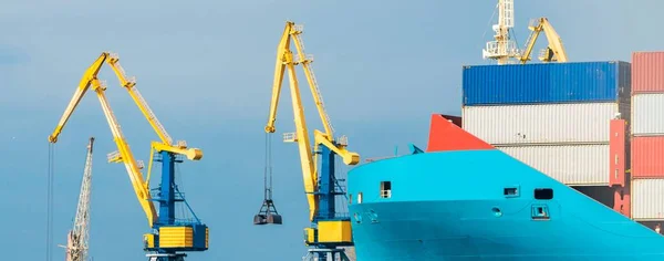 Chargement Gros Cargos Dans Terminal Portuaire Vue Panoramique Transport Marchandises — Photo