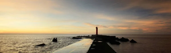 Empty Promenade Orange Lighthouse Solar Battery Colorful Sunset Sky Stunning — Stock Photo, Image