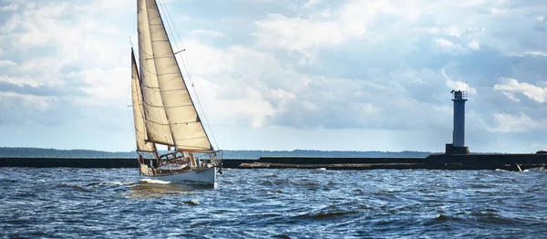 Old Expensive Vintage Two Masted Sailboat Yawl Close Sailing Open — Stock Photo, Image