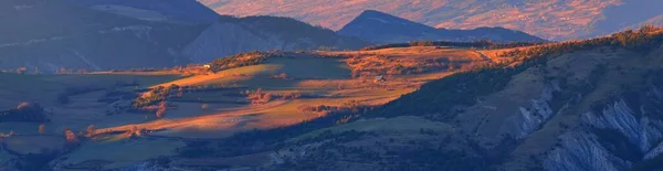 Berggipfel Einem Sonnigen Wintertag Sanftes Sonnenlicht Französische Alpen Ecrins Massiv — Stockfoto