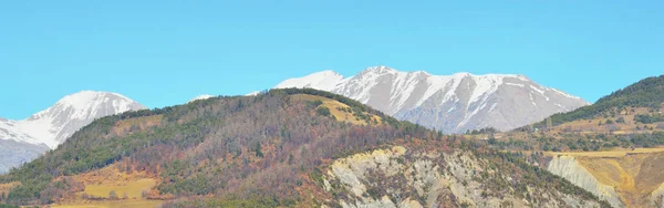 Горные Вершины Солнечный Зимний День Мягкий Солнечный Свет Французские Альпы — стоковое фото