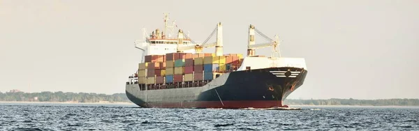 Large Cargo Container Ship Sailing Baltic Sea Concept Seascape Panoramic — Stock Photo, Image