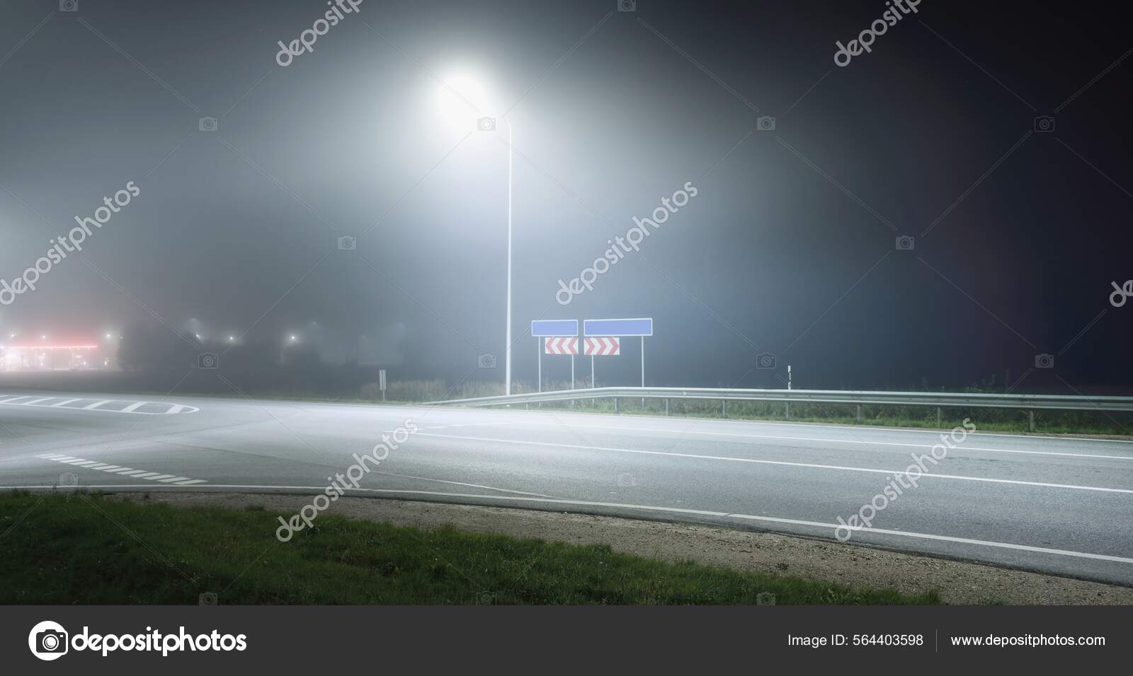 Panoramic View Illuminated New Highway Fog Night Street Lights Close Stock  Photo by ©alex.stemmer 564403598