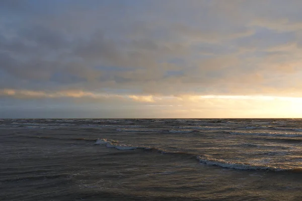 Baltic Sea Storm Sunset Dramatic Sky Glowing Clouds Dofty Golden — стоковое фото