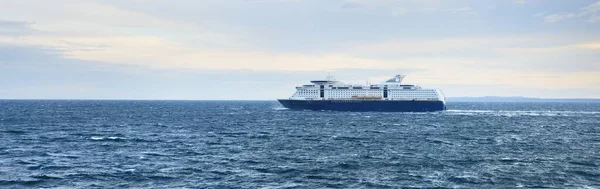 Passenger Ferry Baltic Sea Dramatic Cloudscape Travel Destinations Vacations Cruise — стоковое фото