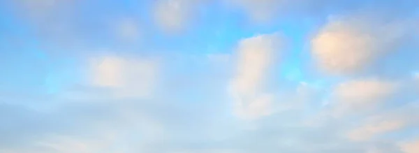 Чистое Голубое Небо После Шторма Мягкий Солнечный Свет Панорамное Изображение — стоковое фото