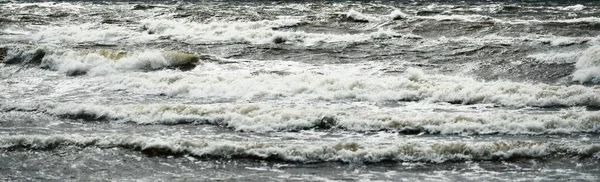 Ostsee Unter Dunklen Dramatischen Wolken Nach Gewitter Lettland Epische Meereslandschaft — Stockfoto