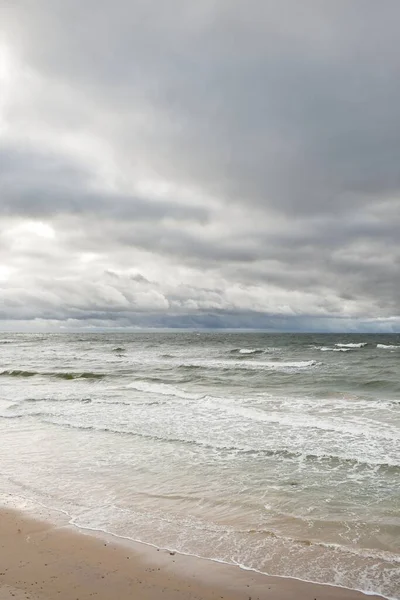 Baltic Sea Storm Dramatic Sky Dark Glowing Clouds Waves Water — Stockfoto