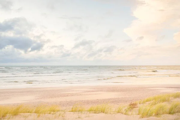 Costa Del Mar Baltico Dune Sabbia Dopo Tempesta Tramonto Cielo — Foto Stock