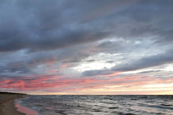 Panoramic View Baltic Sea Shore Sunset Dramatic Storm Sky Glowing — Stockfoto