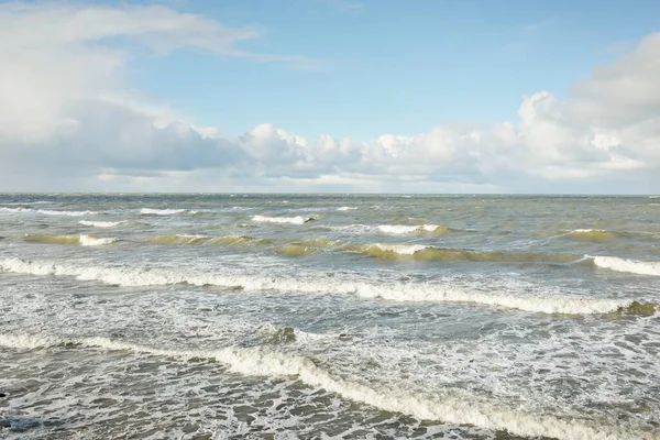 Baltic Sea Dramatic Sunset Clouds Storm Waves Splashing Water Epic — Fotografia de Stock