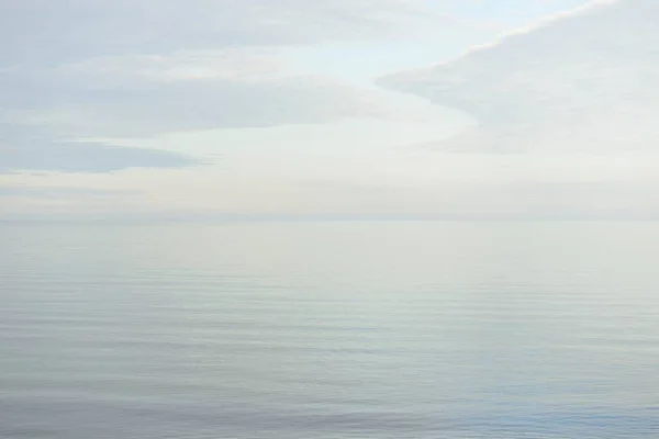 Brzeg Morza Bałtyckiego Słoneczny Dzień Czyste Niebo Sielankowy Pejzaż Morski — Zdjęcie stockowe