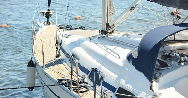 Yacht Charter Moderno Ormeggiato Molo Nel Porto Turistico Vista Dall — Foto Stock