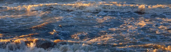 Baltic Sea Shore Storm Sunset Soft Golden Sunlight Water Surface — Stock Photo, Image
