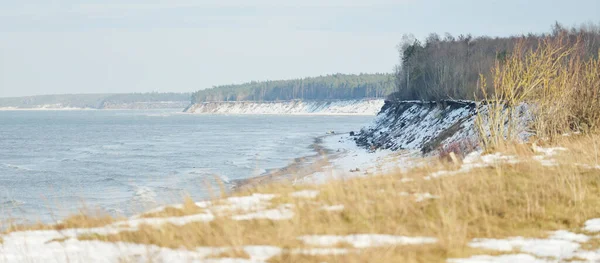 Vue Aérienne Panoramique Mer Baltique Depuis Rivage Sablonneux Enneigé Ciel — Photo