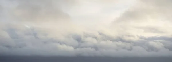 Ornamental Clouds Dramatic Sky Storm Cloudscape Soft Sunlight Panoramic Image — Fotografia de Stock