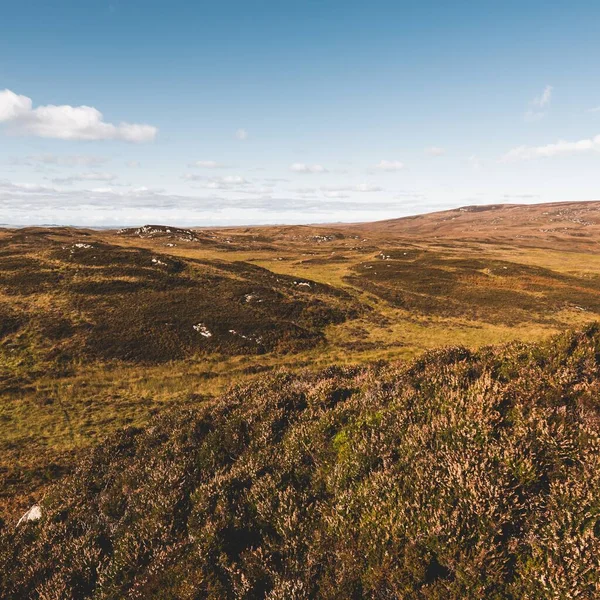 Panoramablick Auf Die Täler Hügel Und Felsigen Küsten Der Insel — Stockfoto
