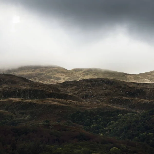 Vista Panorâmica Das Margens Rochosas Kyles Bute Partir Água Montes — Fotografia de Stock