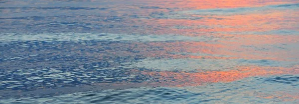 Oberflächenstruktur Des Meerwassers Sanftes Sonnenlicht Panoramabild Grafische Ressourcen Natur Umweltkonzepte — Stockfoto