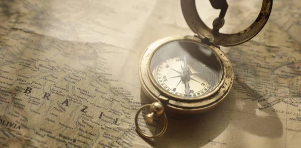 Retro Style Antique Golden Compass Sundial Old Nautical Chart Close — ストック写真
