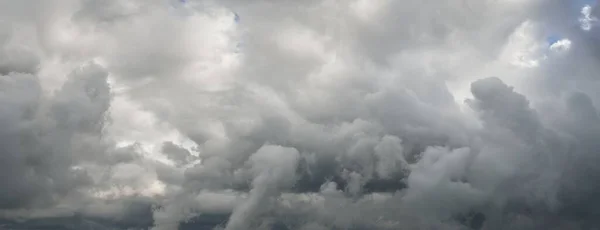 Coudscape Nubes Ornamentales Blancas Luz Solar Suave Rayos Sol Cielo — Foto de Stock