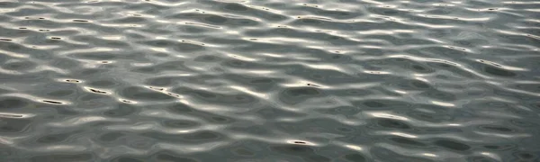 Oberflächenstruktur Des Wassers Sanftes Sonnenuntergangslicht Reflexionen Auf Dem Wasser Natur — Stockfoto