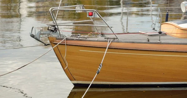 Modern Classic Wooden Swedish Cruising Sailboat Moored Pier Yacht Marina — Foto Stock