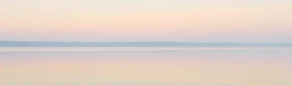Forest Lake River Sunrise Soft Sunlight Fog Reflections Water Idyllic — Foto Stock