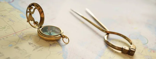 Antique Brass Dividers Calipers Nautical Navigation Chart Tool Compass Sun — Stok fotoğraf