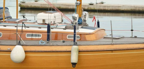 Modern Classic Wooden Swedish Cruising Sailboat Moored Pier Yacht Marina — Stockfoto