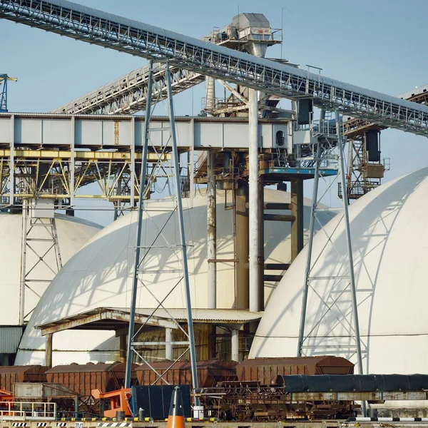 Nuevo Almacenamiento Fertilizantes Químicos Terminal Del Puerto Carga Mar Báltico —  Fotos de Stock