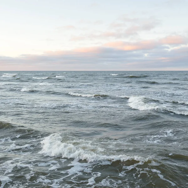 Panoramic View Baltic Sea Shore Sunset Dramatic Cloudscape Glowing Clouds — 스톡 사진