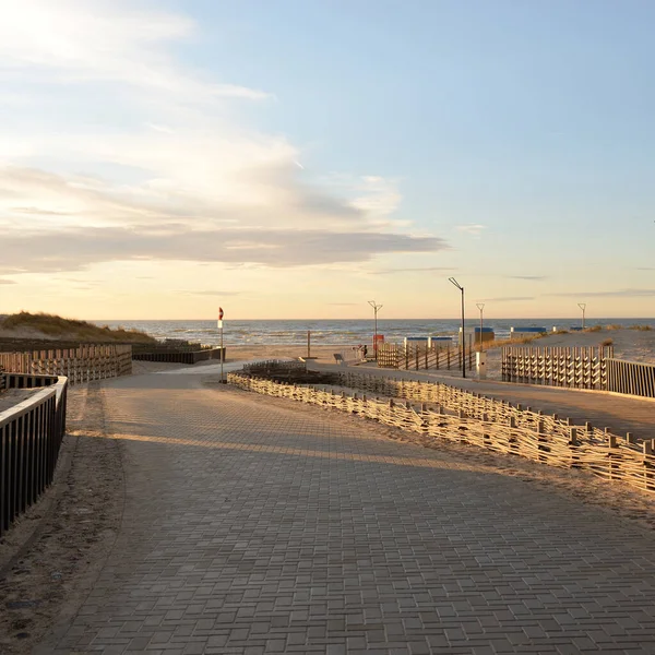 Baltic Sea Shore Sunset Walkway Recreational Area Soft Sunlight Nature — Stockfoto