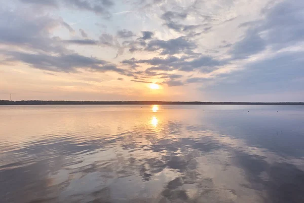 Forest Lake Sunset Soft Sunlight Glowing Pink Golden Clouds Reflection — Stock Photo, Image