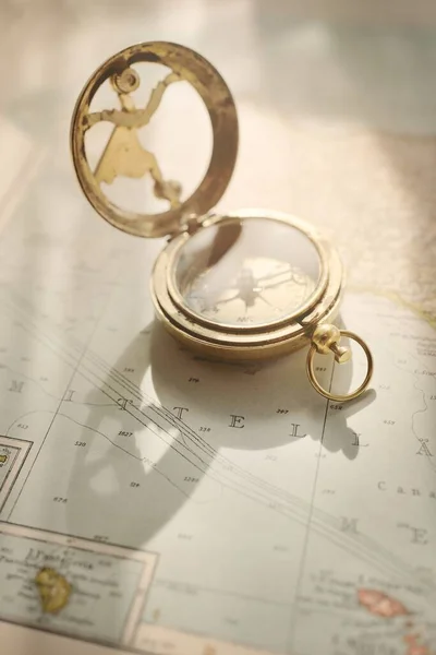 Retro Style Antique Golden Compass Sundial Old Nautical Chart Close — Foto Stock