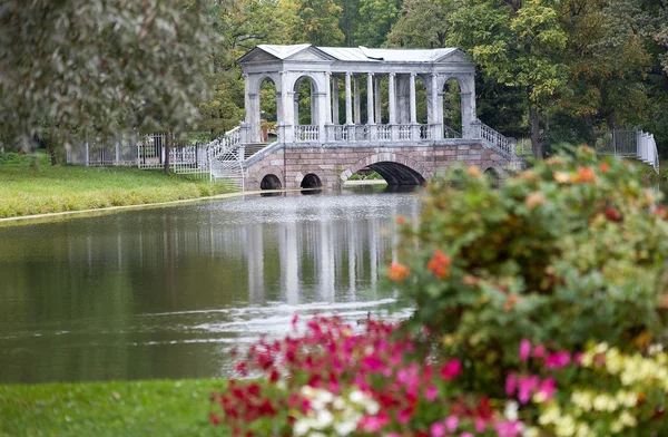 Mermer köprü. Catherine park. Tsarskoye selo