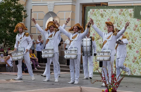 Pavlovsk. Russia. Mostra batteristi Drum time . — Foto Stock