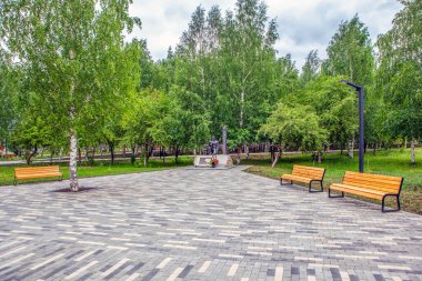 Zafer Parkı. Galyano-Gorbunovsky massif. Nizhny Tagil. Sverdlovsk bölgesi. - Rusya. 08 Haziran 2021