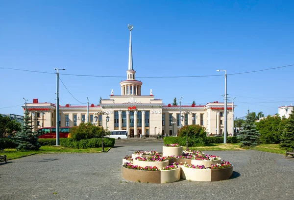 Railway Station Petrozavodsk Passenger Petrozavodsk Republic Karelia Russia July 2021 — Stock Photo, Image