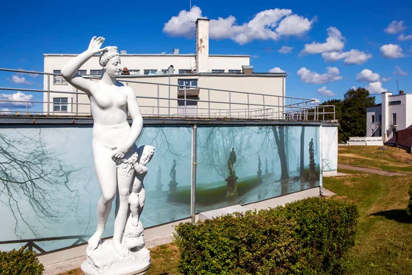Flora Skulpturen Auf Der Allee Der Panzerlax Bastion Wyborg Gebiet — Stockfoto