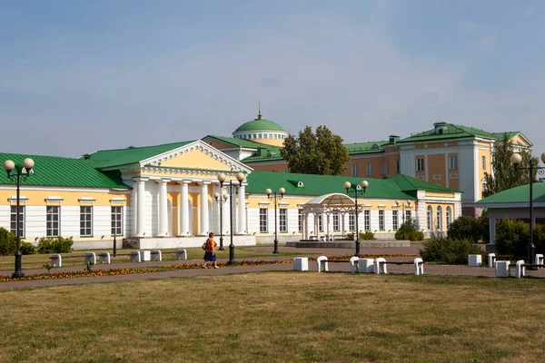 Udmurt Cumhuriyeti Ulusal Müzesi Kuzebay Gerd 'in adını almıştır. Izhevsk Silah Fabrikası 'nın eski cephaneliği. Batı cephesi. İzhevsk. Udmurtia. - Rusya. 23 Haziran 2021