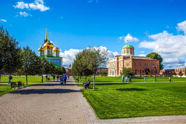 Bogoroditsk Şehrinin Çevresi Cazibesi Bogoroditsk Sarayı Park Topluluğu Bogoroditsk Tula — Stok fotoğraf