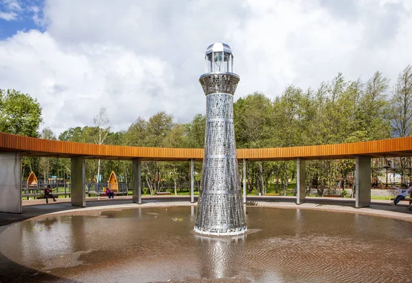 公園の記念物は記憶の灯台です 博物館と歴史公園 砦の島 クロンシュタット サンクトペテルブルク ロシアだ 2021年8月3日 ストック画像